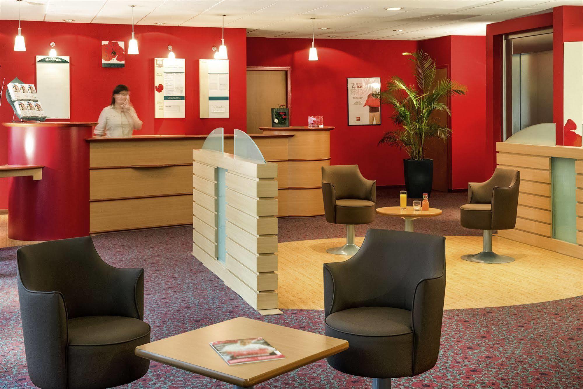 Hotel Ibis Vitre Centre Zewnętrze zdjęcie